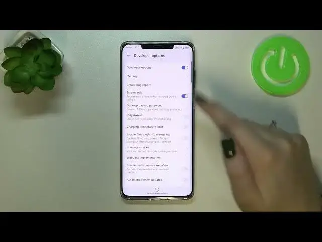 'Video thumbnail for How to Enable Auto System Updates on HUAWEI Mate 50 Pro - Allow Automatic Updates'