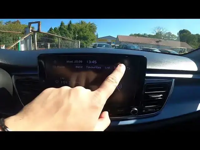 'Video thumbnail for How to Enable or Disable Traffic Announcements in Kia Rio IV ( 2017 – now ) | Manage TA'