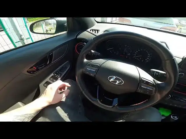 'Video thumbnail for How to Automatically Lock and Unlock Side Windows in Hyundai Kona ( 2017 – now )'
