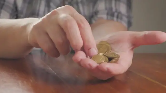 'Video thumbnail for 10 Habits of Unsuccessful People That Ruin Finances'