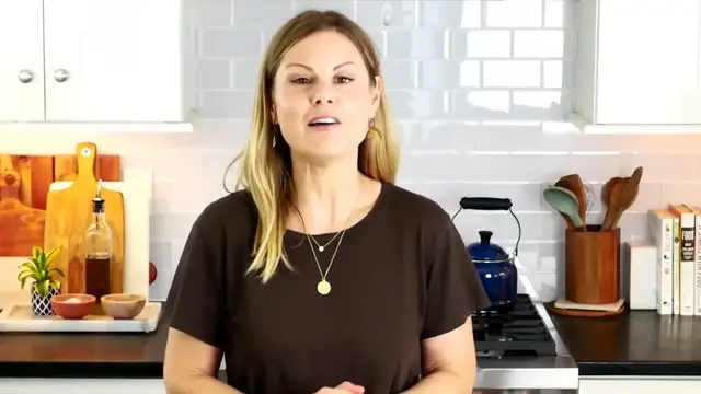 'Video thumbnail for HOMEMADE BANANA ICE CREAM _ no sugar_ no dairy_ no ice-cream machine(720P_HD)'