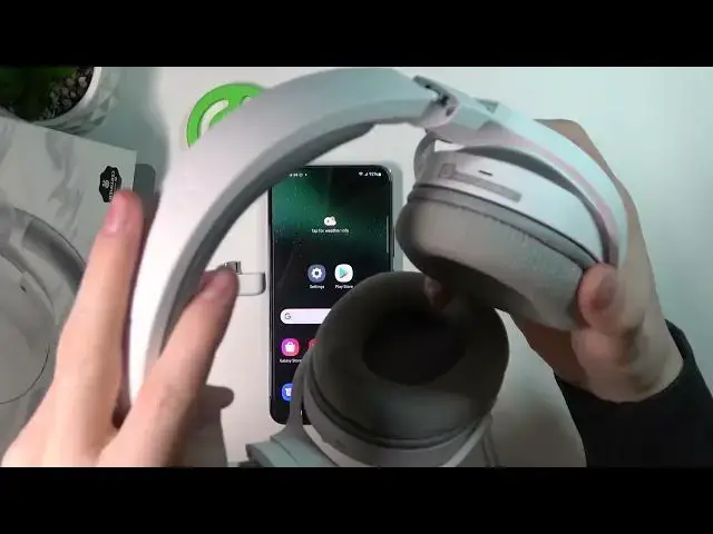 'Video thumbnail for How to Find Serial Number in Razer Barracuda X Memory?'