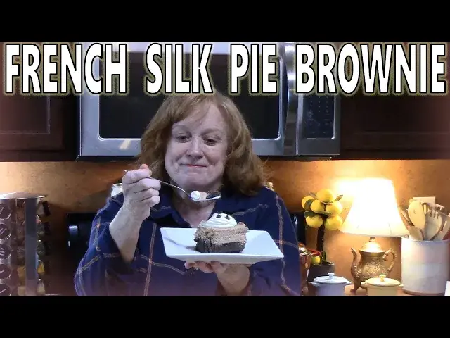 'Video thumbnail for FRENCH SILK PIE BROWNIE RECIPE | BAKE WITH ME EASY DESSERT'
