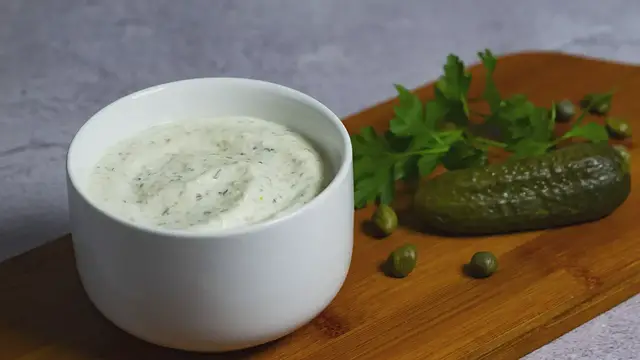 'Video thumbnail for Como hacer una Salsa Tártara casera'