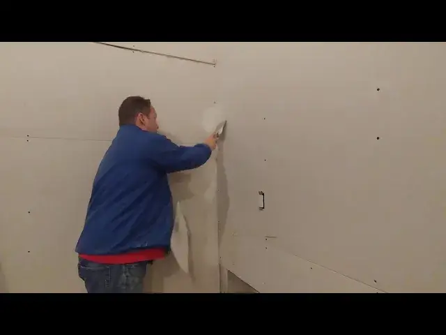 'Video thumbnail for How to Tape an inside Corner on Drywall'