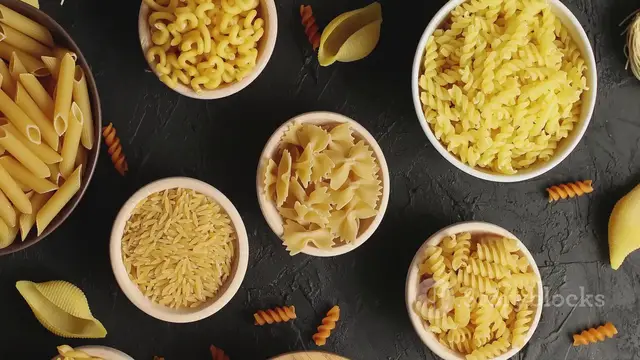 'Video thumbnail for Making Pasta for a Crowd Here’s the Perfect Amount to Buy and Cook'