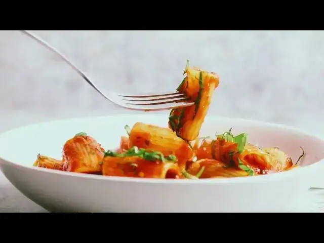 'Video thumbnail for Easy Spicy Angry Pasta'