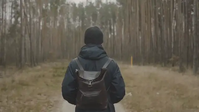 'Video thumbnail for best backpack for wide shoulder [durable and lightweight]'