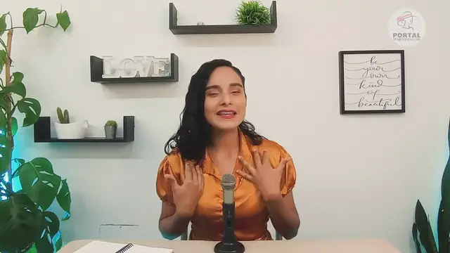 'Video thumbnail for Cómo Reparar e Hidratar el Cabello Seco y Maltratado con Tratamientos y Remedios Caseros  🧴'