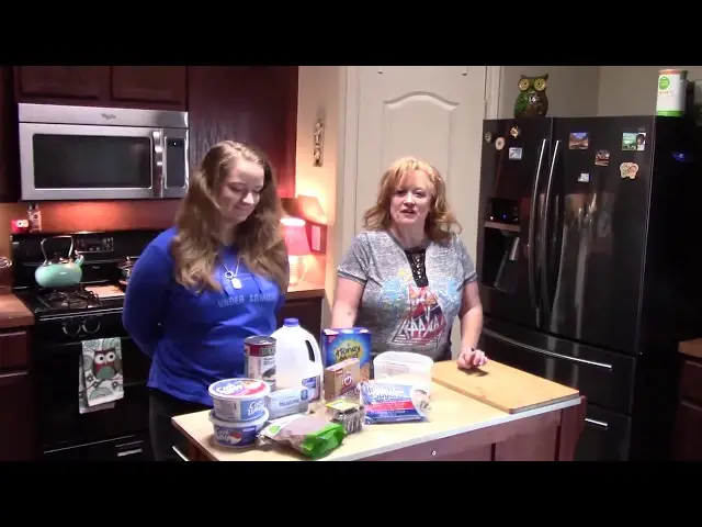 'Video thumbnail for Delightful Blueberry 4 Layer Pie'