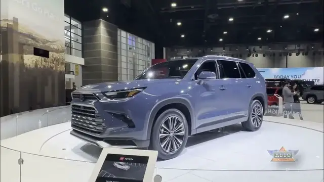 'Video thumbnail for 2023 Toyota Grand Highlander at Chicago Auto Show'