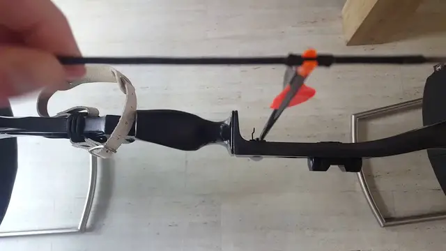 'Video thumbnail for Testing the nock size - Method 2: Nock to tight'