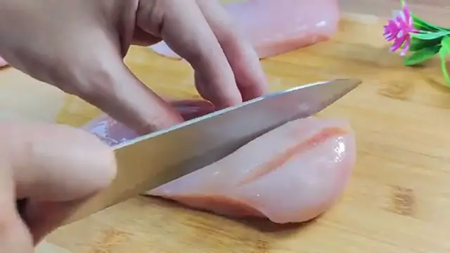 'Video thumbnail for Honey garlic chicken ! Dinner ready in 15 minutes'