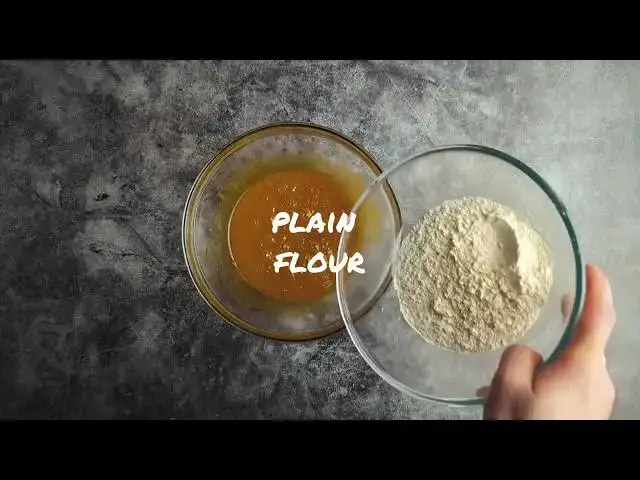 'Video thumbnail for Easy Chocolate Chip Cookies Recipe - Brown Butter!'