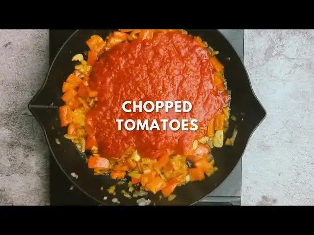 'Video thumbnail for A Delicious Way To Start Your Day - Moroccan Shakshuka!'