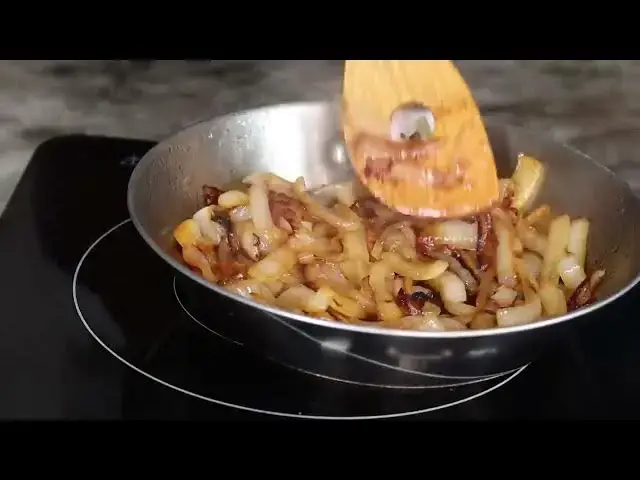 'Video thumbnail for Cheeseburger Crunch Wrap'
