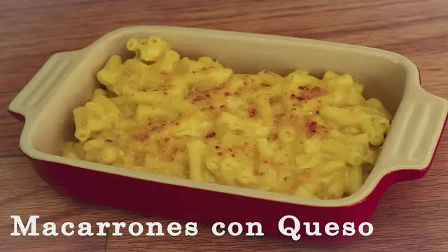 'Video thumbnail for Como se hacen los Macarrones con Queso'