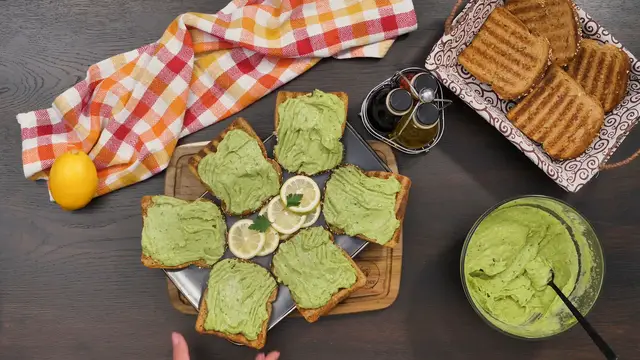 'Video thumbnail for Deliciously Creamy Avocado Cream Recipe'