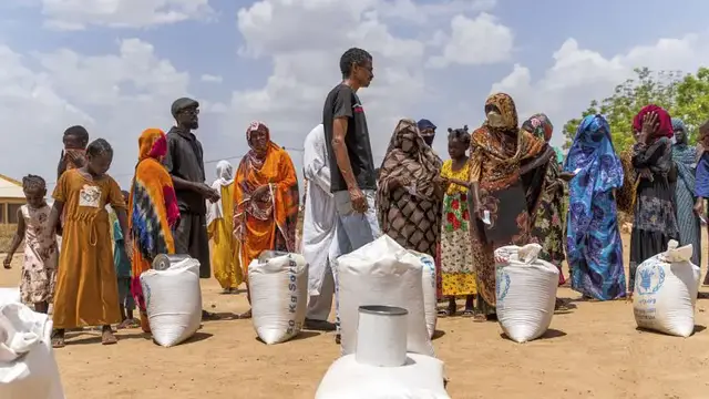 'Video thumbnail for Driven to starvation, Sudanese eat weeds and plants to survive'