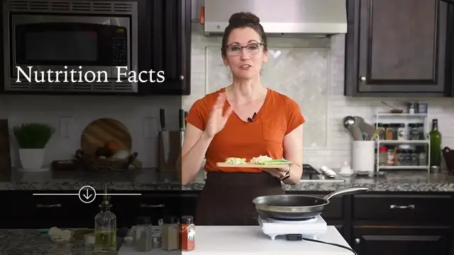 'Video thumbnail for FRESH Asian Lettuce Wraps with Chicken and EASY Peanut Hoisin Sauce(720P_HD)'