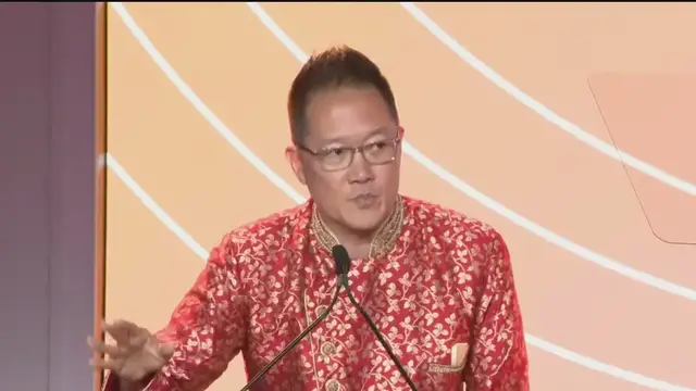 'Video thumbnail for Arthur Chi'en emcees 2025 AAF Impact Awards'