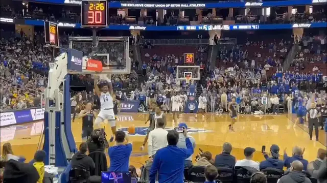 'Video thumbnail for streampunksports: dre davis explodes for huge dunk against marquette!'