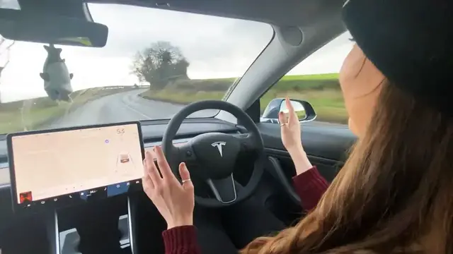 'Video thumbnail for My Girlfriend drives my Tesla Model 3 for the first time'