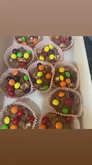 'Video thumbnail for 🍫🎉 Homemade Rocky Road Treats – Fun & Delicious!'