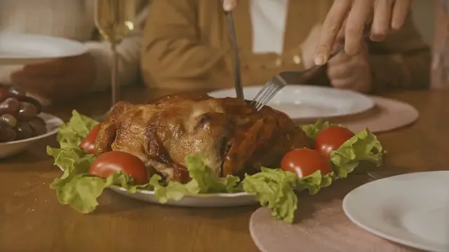 'Video thumbnail for Honey Baked Ham: Tasty Deals and Family Meals'