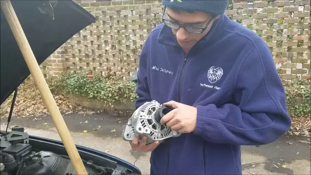 'Video thumbnail for BMW E36 318i Alternator Replacement'