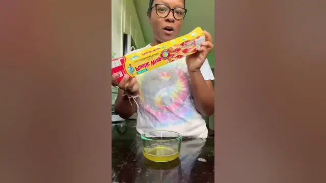 'Video thumbnail for Get Rid of Fruit Flies in your home! #gardeningvideos #fruitflies #bugtraps #flytrap #homesteading'
