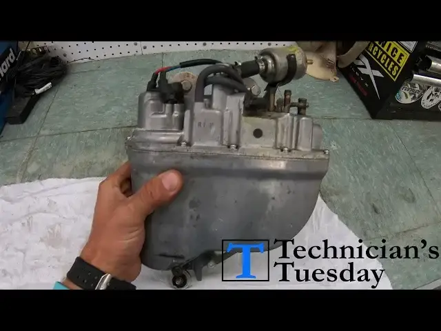 'Video thumbnail for How To Clean An Outboard Vapor Separator Tank (VST)'