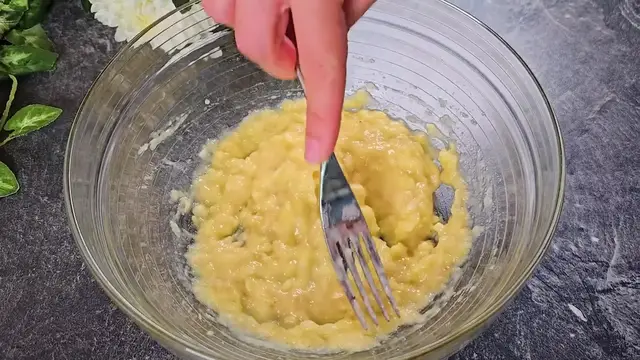 'Video thumbnail for Healthy and Tasty Banana Bread Recipe_ Perfect for Breakfast_ Gluten Free_(720P_HD)'