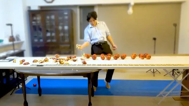 'Video thumbnail for Most apples crushed in the hand in one minute'