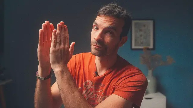 'Video thumbnail for ¿POR QUÉ se aplaude antes de GRABAR UN VIDEO?'