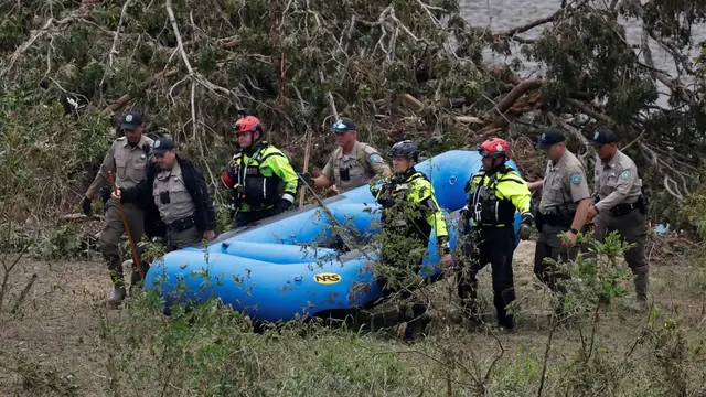 'Video thumbnail for Texas flooding disaster: Rising death toll fuels anger over 'inadequate warning''