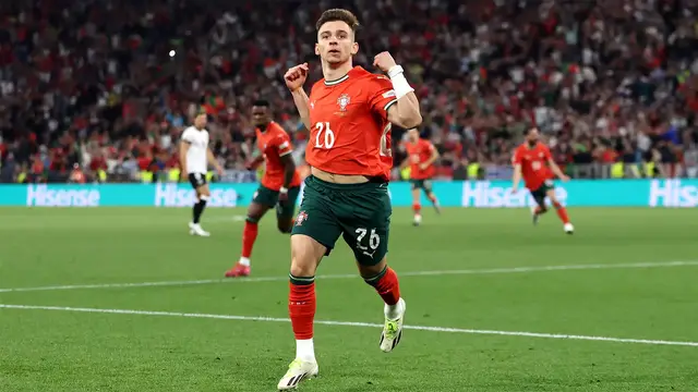 'Video thumbnail for The Football Review | Episode 1271 | SF 02'