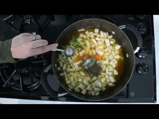 'Video thumbnail for Creamy wild rice soup-  Vitamix'