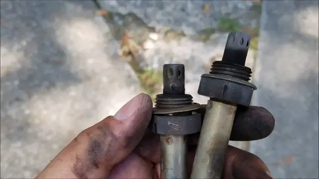 'Video thumbnail for How to Replace Oxygen Sensors on 1998 BMW 323I'