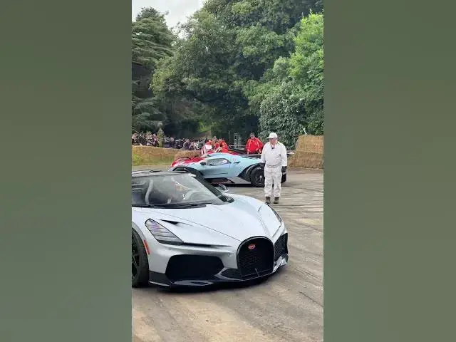 'Video thumbnail for Bugattis Finests ✅🔥🔴 #bugattibolide'