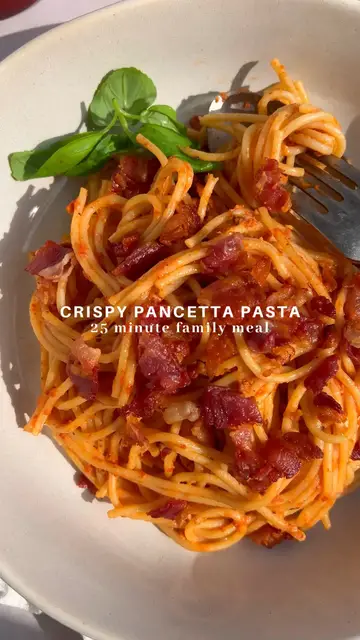 'Video thumbnail for Crispy Pancetta Pasta'