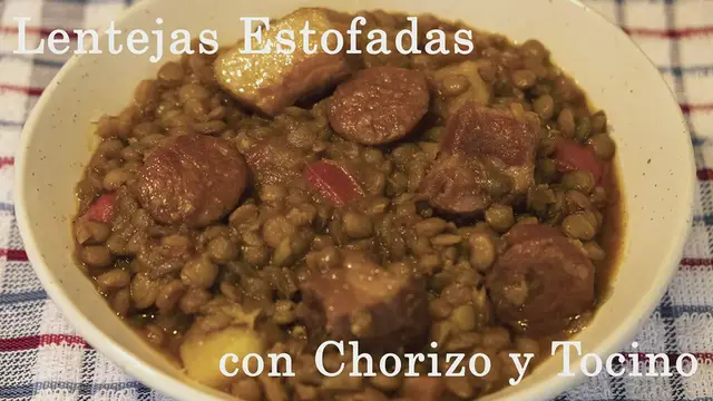 'Video thumbnail for Como hacer unas Lentejas guisadas con Chorizo y Tocino'