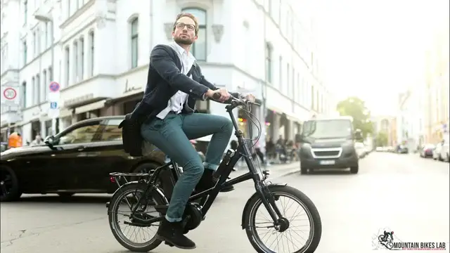 'Video thumbnail for 7 Benefits Of Using Electric Bikes'