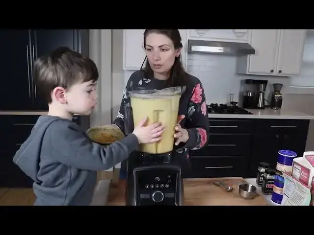 'Video thumbnail for The Best Vegan Cheese sauce, Cashew Queso'
