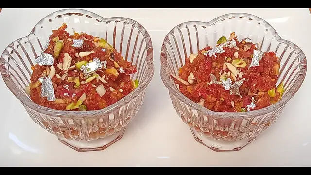 'Video thumbnail for Gajar ka Halwa without Khoya गाजर का हलवा बनाने की विधि Carrot Halwa'