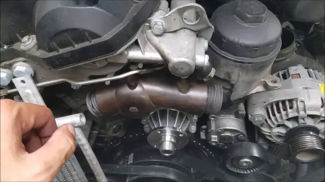 'Video thumbnail for BMW E36 Coolant System Rebuild Part 4 of 5 Thermostat Replacement'