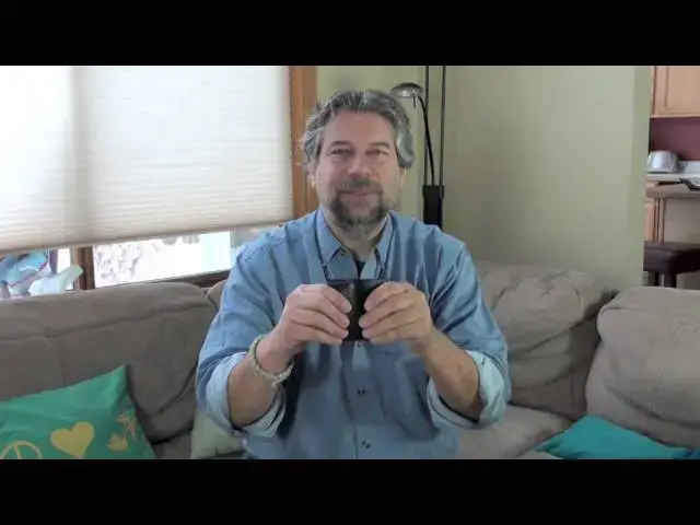 'Video thumbnail for Hauberk RFID Shielded Men's Leather Wallet Review'