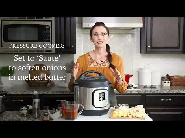 'Video thumbnail for BEST Roasted Butternut Squash Apple Potato Soup Recipe720P HD'