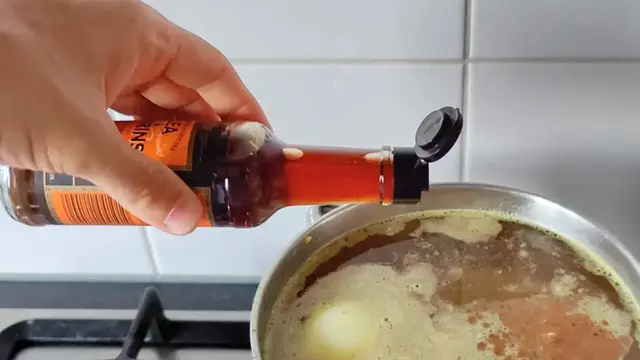 'Video thumbnail for Lea & Perrins + Dashi Granules for Quick ramen noodles'