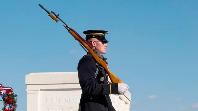 'Video thumbnail for Strict Rules Guards At The Tomb Of The Unknown Soldier Follow'